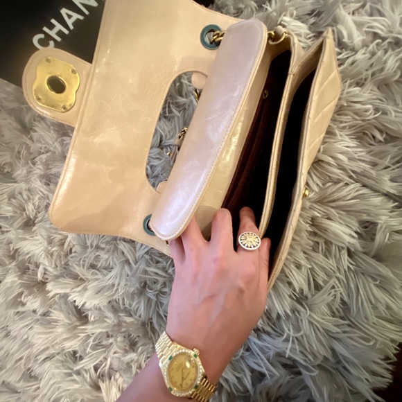 Like New! CHANEL Classic Perfect Edge Flap… - Picture 10 of 16